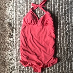 Jéssica Simpson Maternity Swimsuit